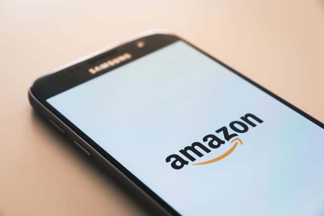 Comprar acciones de Amazon ¿Oportunidad o decadencia?